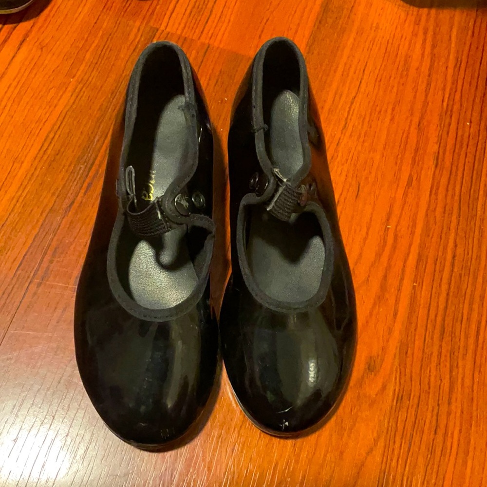 Toddler tap shoes